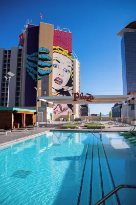 Plaza Hotel & Casino - Mountain view