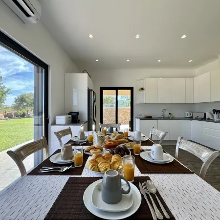 Algarve Country Modern Villa by Homing