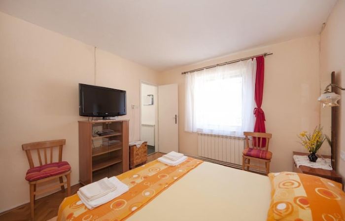 One-Bedroom Apartment A2