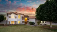 Sleeps 19 Pool Sport Court Putt Putt Gym - Homestays