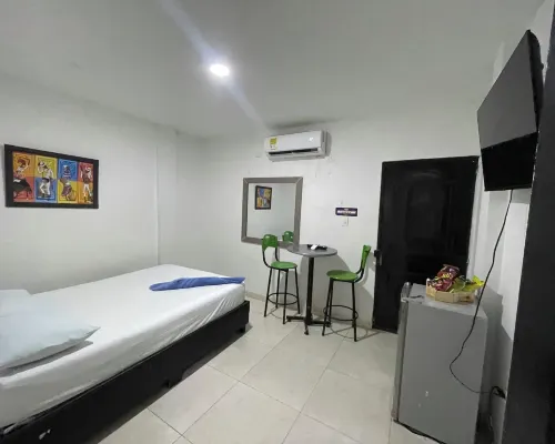 Hostal Playa Bonita Hotels near Crespo