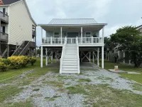 Escape to Coastal Comfort at Sperm Whales and Mermaid Tails!! - 3-Star