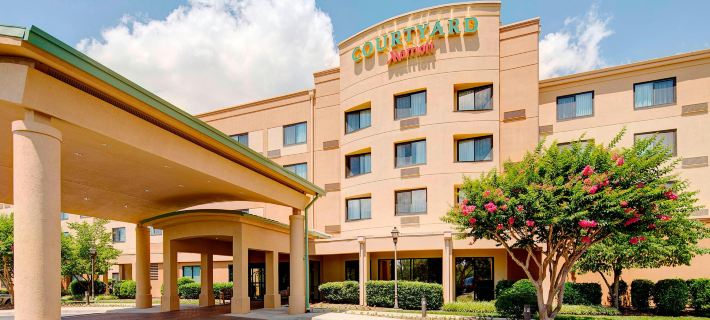 Courtyard Roanoke Airport Hotels in Roanoke
