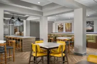 Fairfield Inn & Suites Dallas Mansfield - Frühstück