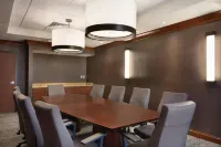 史密斯堡市中心萬怡飯店 - 寵物友善