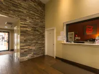 Red Roof Inn Oklahoma Airport - I-40 W/Fairgrounds Hotels near Athena Mall