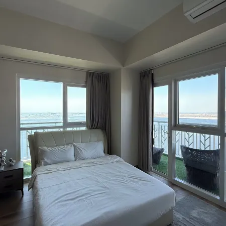 Seaview PoolView Retreat Next Okada NAIA