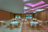 Courtyard by Marriott Madurai - breakfast