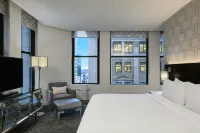 Renaissance Cincinnati Downtown Hotel - 4-Star