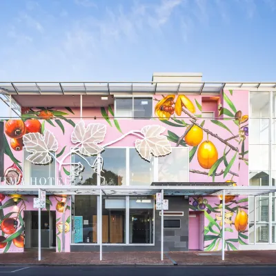 Majestic Minima Hotel Hotels near Palm House