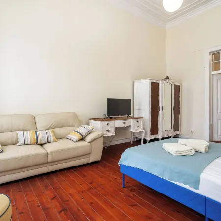 BLife Alicya Private Rooms