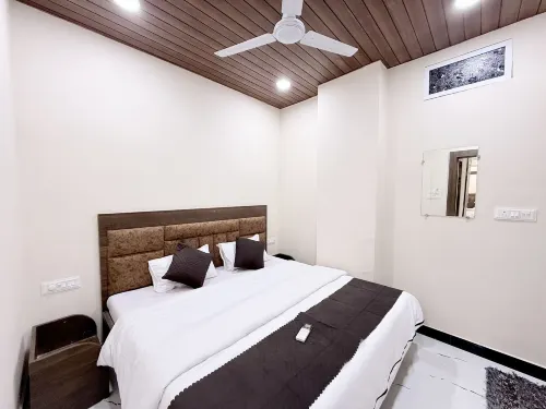 Hotel Vaishnavi Mahakal - 2 estrellas