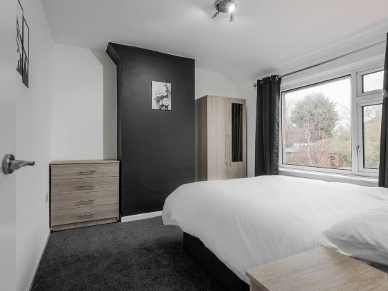 Refurbished Farnworth Home Comfort and Convenience Await for Holiday Makers