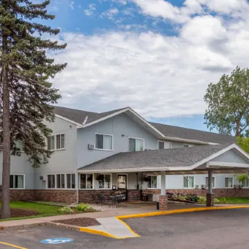 Super 8 by Wyndham Duluth