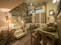 Petrella's Point Studio with AC Hotels in Vernazza