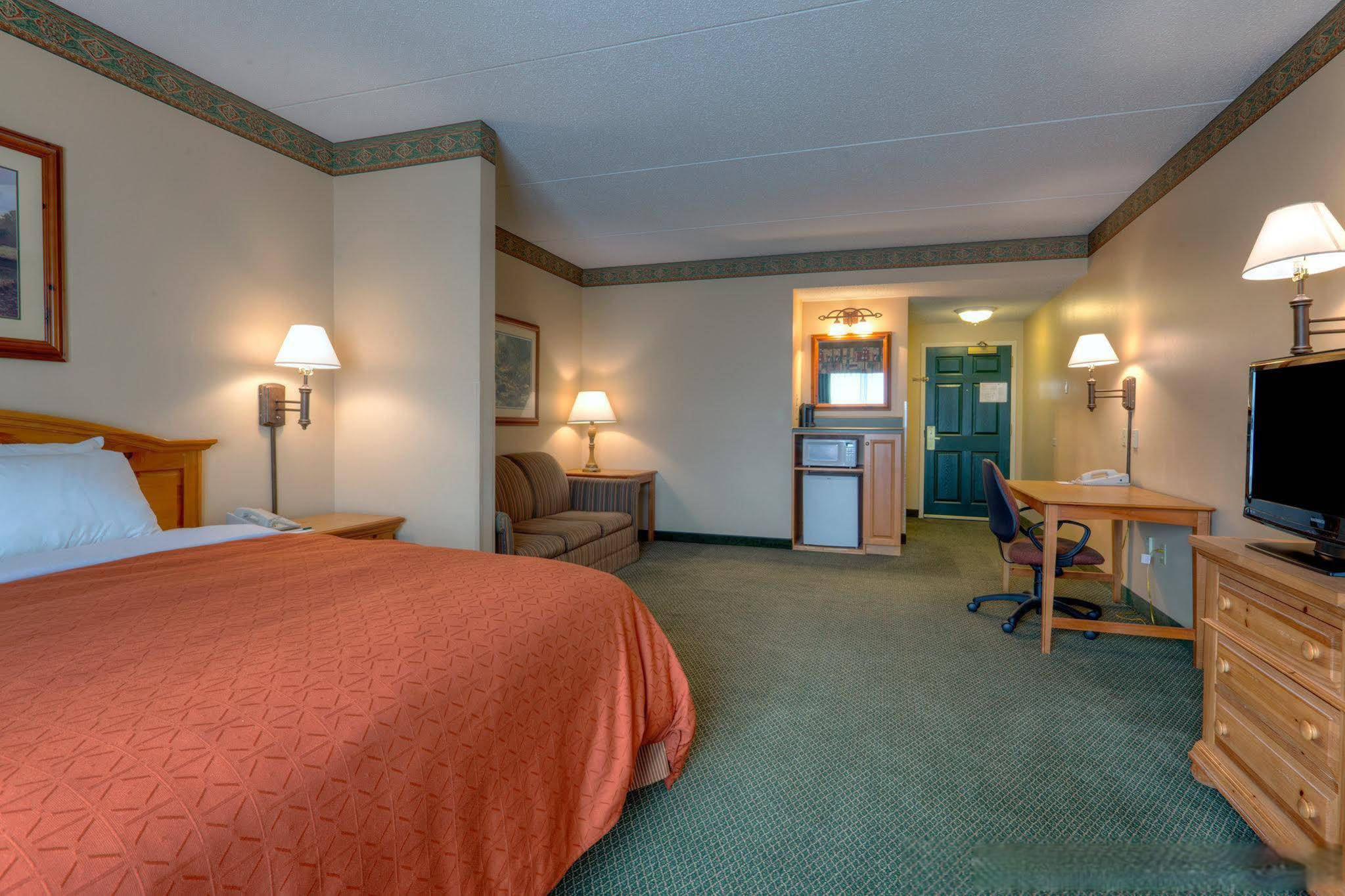 Country Inn & Suites by Radisson, Roanoke, VA