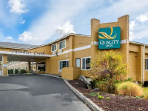 Quality Inn Paradise Creek Hotels in Pullman