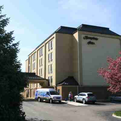 Hampton Inn Portsmouth Central Hotel Exterior