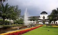Hotel Tibera Taman Cibeunying Hotels in Bandung Wetan