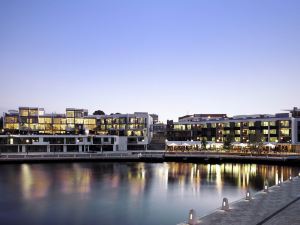 East Perth Suites Hotel