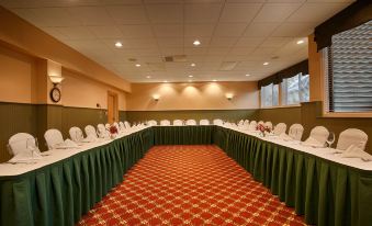 Best Western Plus Windjammer Inn  Conference Center