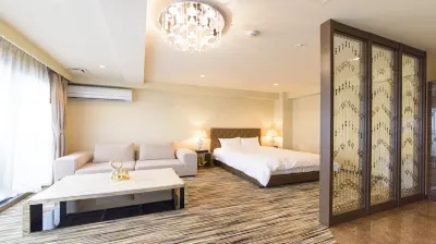 Secret House Makishi Hotels in Naha
