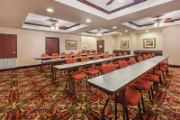 Holiday Inn Express & Suites Henderson-Traffic Star