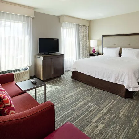 Hampton Inn & Suites Palm Desert