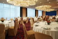 Sheraton Poznan Hotel - breakfast