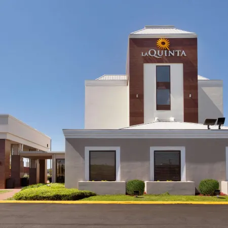 La Quinta Inn & Suites by Wyndham Dothan