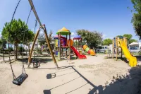 Club del Sole Pini Beach Village