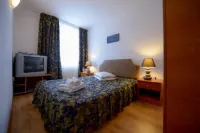 Cabana Trei Brazi Hotel a Simon