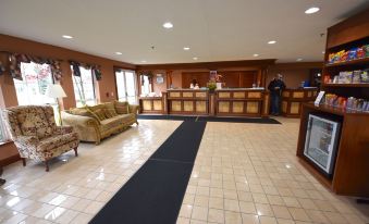 Crown Choice Inn & Suites Lakeview and Waterpark