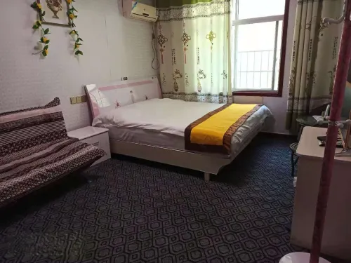 Jinsixia auspicious hotel Hotels in Shangnan