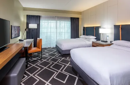 Hilton Boston-Woburn Отели рядом с достопримечательностью «Публичная библиотека Вобурн»