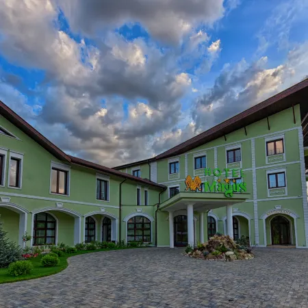 Magus Hotel