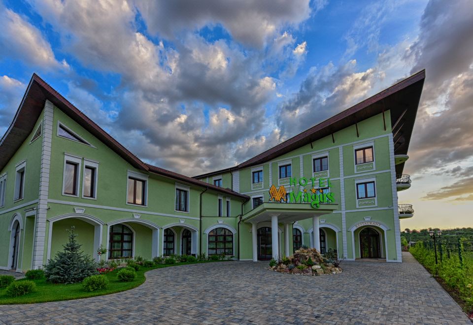 hotel overview picture