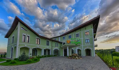 Magus Hotel Hotels near Loc de joacă