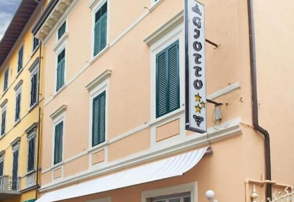 HOTEL CAVALLOTTI & GIOTTO - Prices & Reviews (Montecatini Terme
