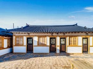 Gyeongju Nenugnam20 Hanok Pension