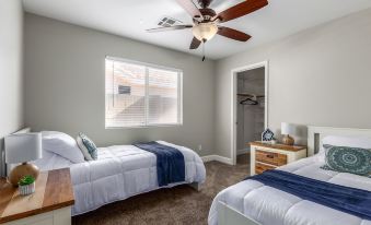 Tiki Time Perfect Pool Home in Chandler! Sleeps 8! by RedAwning