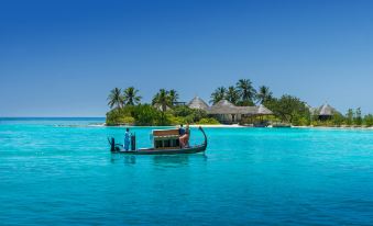 Four Seasons Resort Maldives at Kuda Huraa