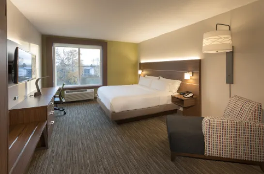 Holiday Inn Express & Suites SEATTLE SOUTH - TUKWILA by IHG