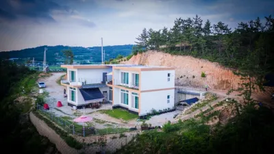 Haenam Lamerhae Nam Pension Hotels near Ttangkkeut Observation Deck