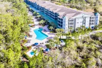 Modern 2Br Condo- Pool Hot Tub Close to Disney فنادق في وينتر غاردن
