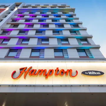 Hampton by Hilton Moscow Rogozhsky Val (Хэмптон Хилтон Рогожский Вал) Отели рядом с достопримечательностью «Оружейная»