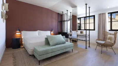 Atocha Hotel Madrid, Tapestry Collection by Hilton Các khách sạn gần San Francisco el Grande Basilica
