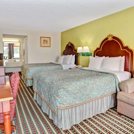 Travelodge by Wyndham Sellersburg / Louisville North