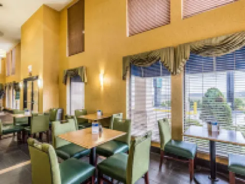 Quality Inn Hotels in Rolla