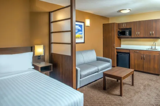 Microtel Inn & Suites by Wyndham Red Deer